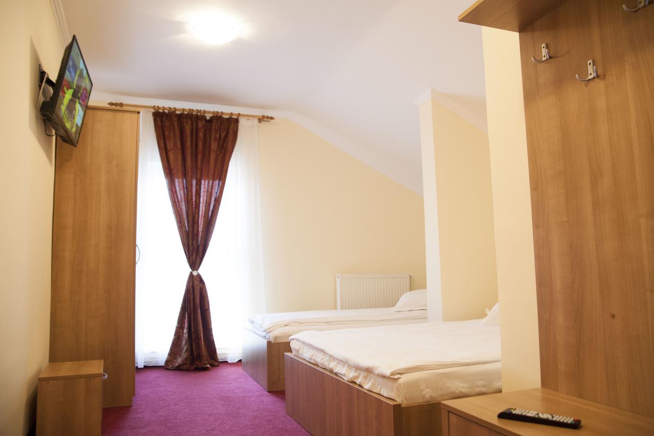 Cazare Fan Alba Iulia Exterior foto